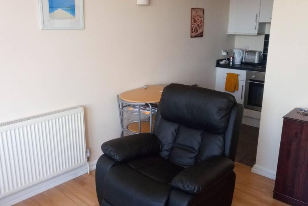 Amazing Sea Views ,Brilliant Location Apartment Weymouth Bagian luar foto
