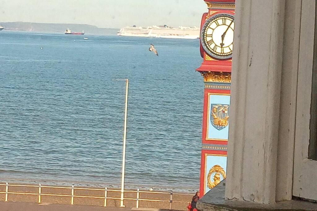 Amazing Sea Views ,Brilliant Location Apartment Weymouth Bagian luar foto